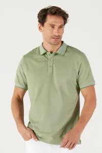 AC&Co / Altınyıldız Classics Pánske tričko s nezmršťovacou bavlnenou tkaninou Slim Fit Slim Fit zelené vyhrnuté polotričko s výstrihom