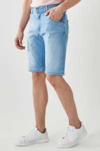 AC&Co / Altınyıldız Classics Men's Ice Blue Comfort Fit Relaxed Cut 5 Pocket Flexible Denim Jeans Shorts