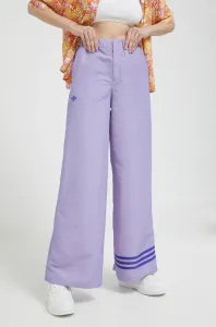 Nohavice adidas Originals dámske, fialová farba, s nášivkou
