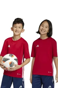 Detské tričko adidas Performance červená farba, s nášivkou