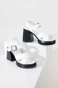 Kožené sandále Answear Lab biela farba