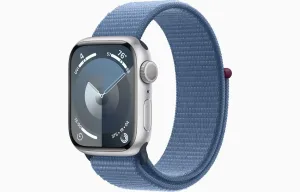 Apple Watch Series 9 45 mm Strieborný hliník s ľadovo modrým prevliekacím športovým remienkom