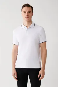 Avva Men's White 100% Cotton Jacquard Regular Fit 2 Button Polo Neck T-shirt
