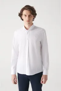 Avva Men's White Seersucker Buttoned Collar Comfort Fit Comfy Cut Shirt