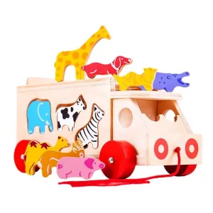 Bigjigs Toys Drevené auto so zvieratkami 11 ks