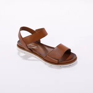 Sandále s remiankami na suchý zips, z kože s certifikátom LWG #7327780