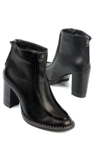 Capone Outfitters Women's Heeled Boots with Stitching Detail