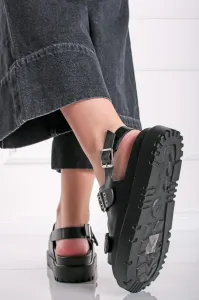 Čierne nízke sandále Delila