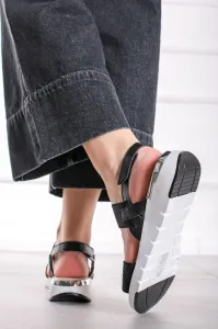 Čierne kožené platformové sandále Salys #9291038