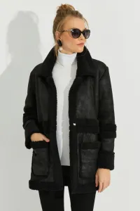 Cool a sexy dámsky čierny nubukový kabát #8703878