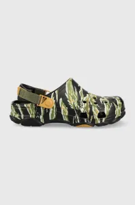 Šľapky Crocs Classic All Terain Camo Clog pánske, zelená farba, 208062