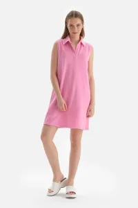 Dagi ružové šaty na uterák #8261793
