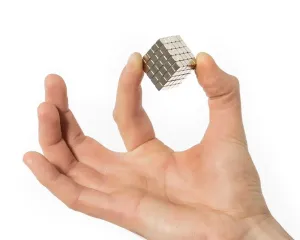 Magnetická kocka