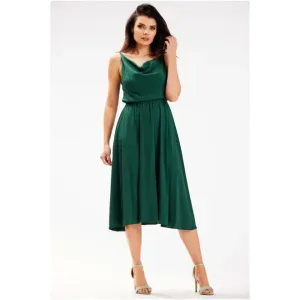 Dámske elegantné midi šaty v zelenej farbe
