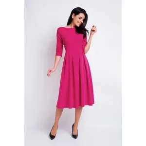 Krásne dámske šaty ružovej farby s rozšírenou sukňou #4052155