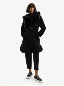 Čierny dámsky zimný kabát s kožúškom Desigual Sundsvall #632840