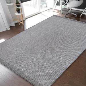 Jednoduchý a elegantný sivý hladký koberec pre všetranné využitie #2874757