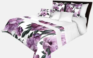 Prehoz na posteľ v krásnej bielej farbe s potlačou dokonalých fialových kvetov Šírka: 220 cm | Dĺžka: 240 cm