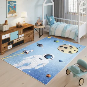 Detský koberec s motívom kozmonauta a planét #8650881