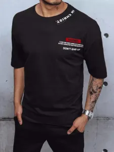 Čierne pánske tričko Dstreet z s potlačou a odznakmi