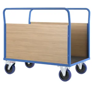 Plošinový vozík s drevenými stenami eurokraft pro