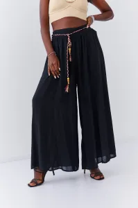 Black women's culotte pants with elastic band