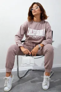 Women's tracksuit with cappuccino application