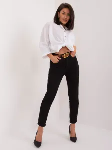 Black mom fit jeans with belt