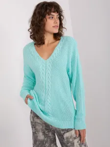 Women's mint sweater with neckline