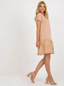 Camel dress with frills and short sleeves