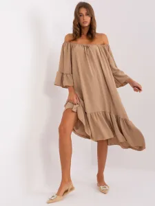 Camel oversize dress with frills
