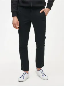 Čierne pánske nohavice GAP Slim Fit #9564265
