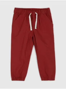 Červené chlapčenské nohavice GAP #642987