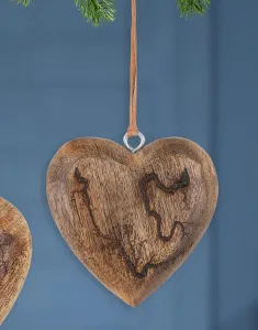 Drevená závesná dekorácia Srdce, 8 cm