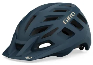 Cyklistické helmy Giro