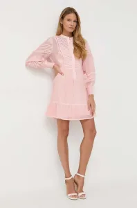 Šaty s prímesou hodvábu Guess ružová farba, mini, oversize