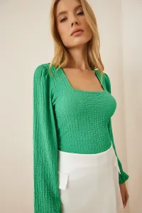 Happiness İstanbul Women's Green Square Neck Textured Knitted Blouse