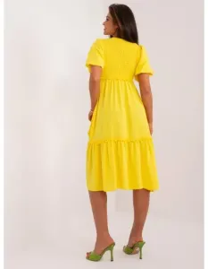 Dámske šaty s volánmi žltá