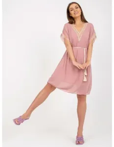 Dámske šaty s výstrihom do V SHARON pink light pink