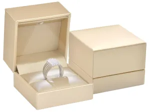 JK Box Luxusná LED osvetlená koženková krabička na prsteň ZK-2/L/A20