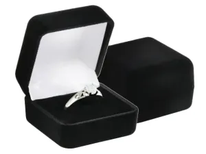 Zamatová čierna krabička Elegance na prsteň alebo napichovacie náušnice IK028