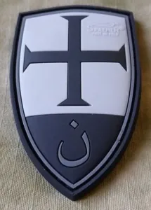 Nášivka JTG® Crusader Shield - blackops (Farba: Čierna)