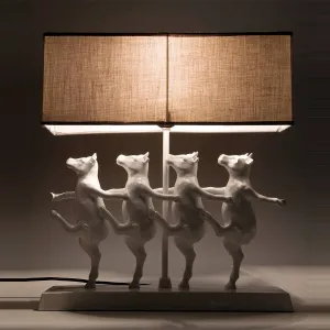 KARE Dancing Cows – vtipná stolná lampa