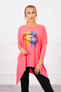 Oversize blouse with iridescent pink neon lip print
