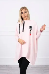 Oversized sweatshirt with asymmetrical hips powder pink