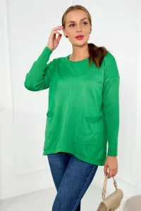 Sweater with front pockets in light green color