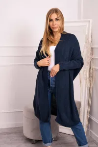 Sweater with jeans with bat sleeves