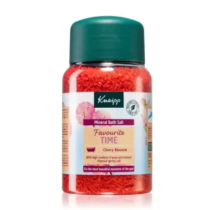 Kneipp Favourite Time Bath Salt Cherry Blossom 500 g kúpeľová soľ pre ženy