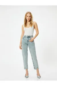 Koton Mom Jeans Short Skinny Leg Slit Detailed Pocket - Mom Jean