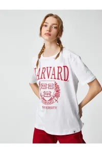 Koton Harvard T-shirt with a Printed Licensed Short Sleeve Crew Neck